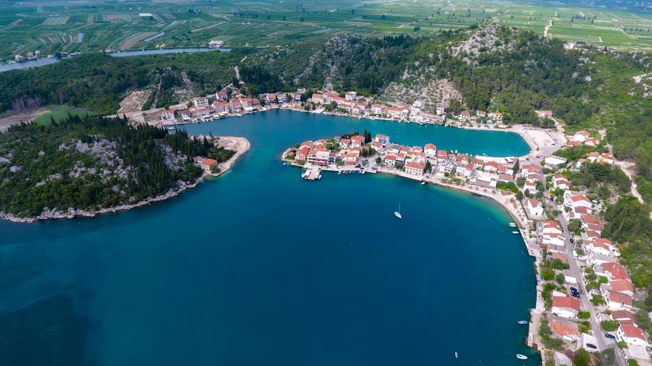 Apartment Antun - Adriatic Coast Retreat Блаце Екстериор снимка