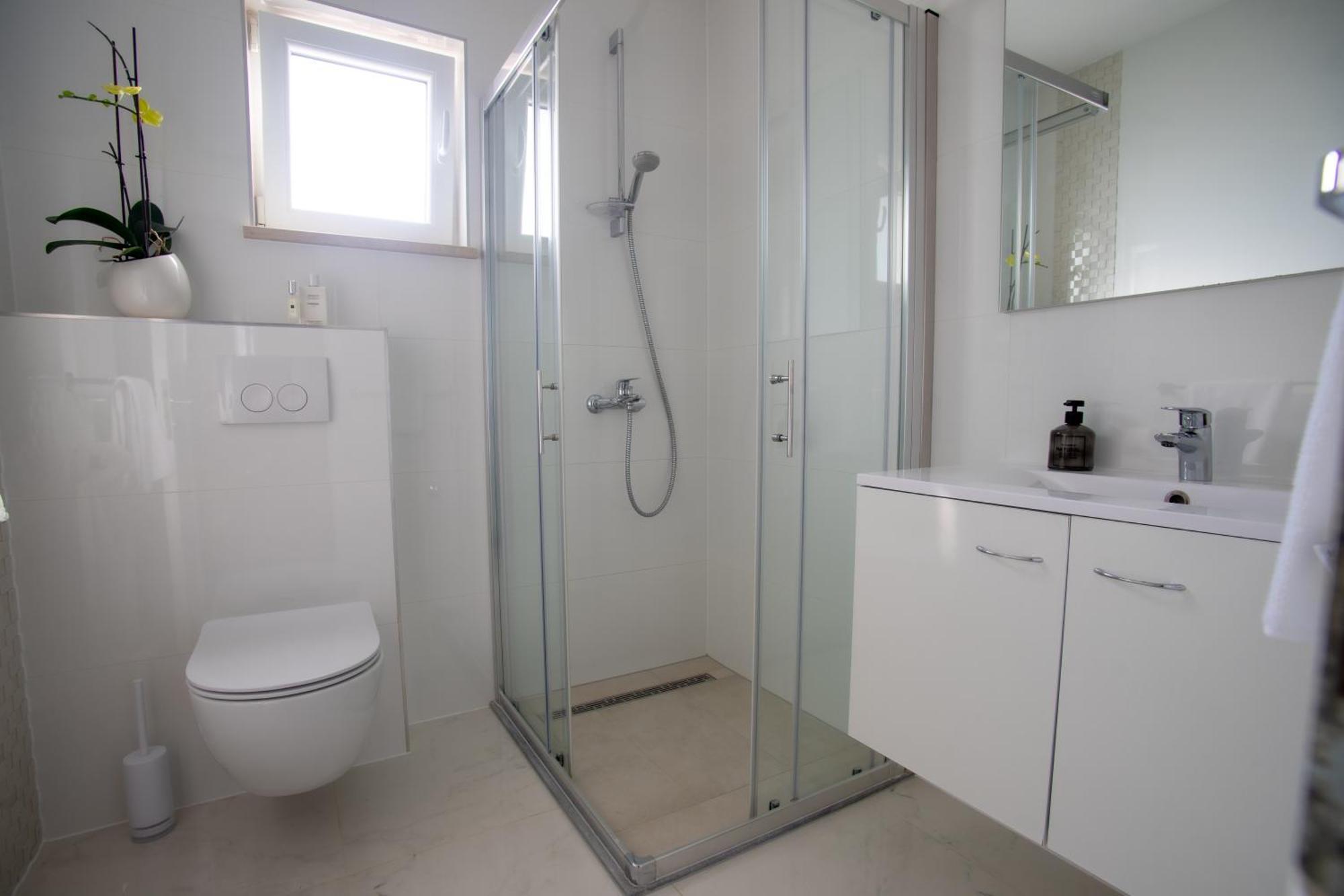 Apartment Antun - Adriatic Coast Retreat Блаце Стая снимка